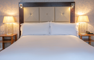 Carousel Desktop Feature Double 3